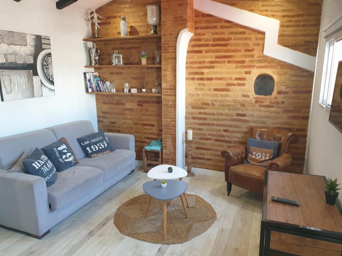 Ferienwohnung Atico Con Terraza Y Jacuzzi En El Centro Valencia Exterior foto
