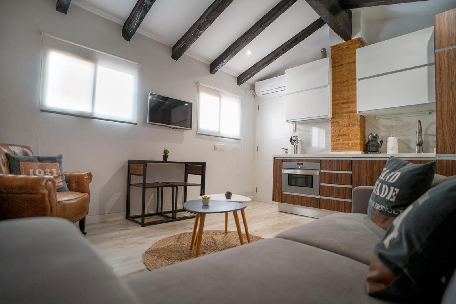 Ferienwohnung Atico Con Terraza Y Jacuzzi En El Centro Valencia Zimmer foto